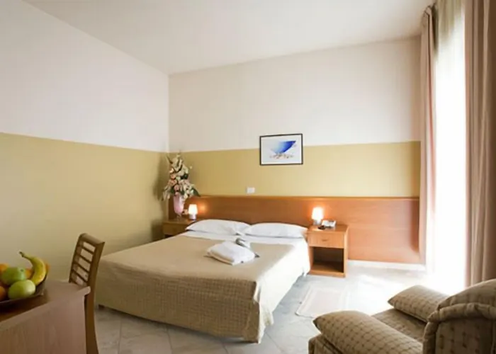 Hotel Gemelli 3*